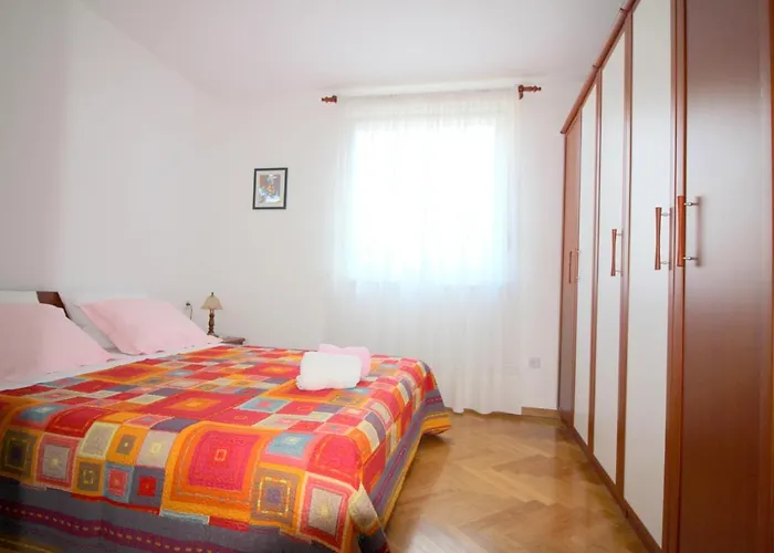 Lägenhet Vojka In Center